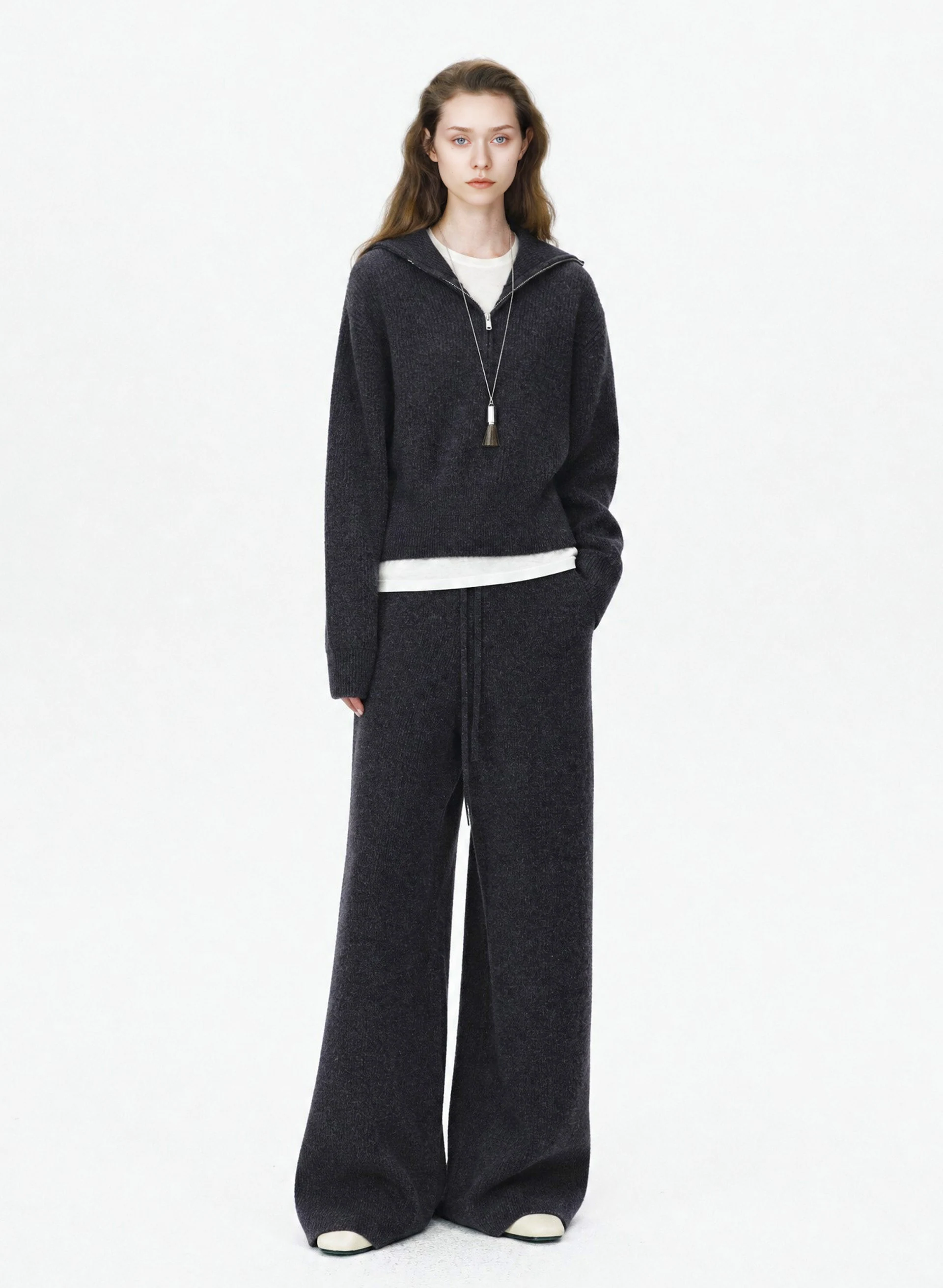 100% Wool Wide-Leg Knit Pants in Gray